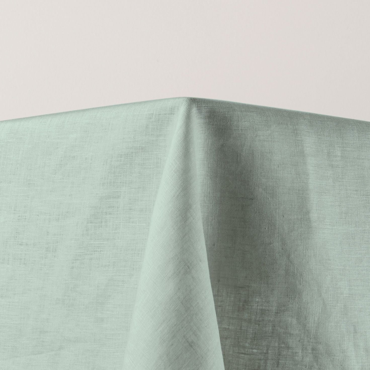 Nappe rectangulaire CARLINA tilleul et bourdon noir